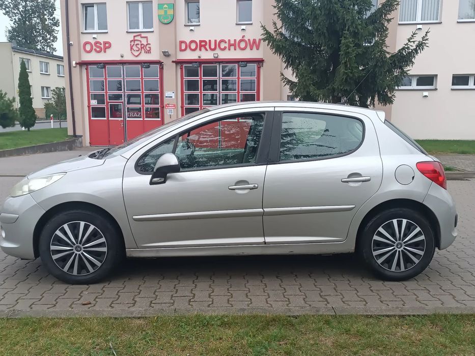 Peugeot 207