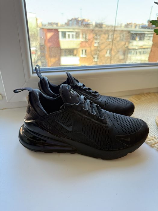 Кроссовки nike air max 270
