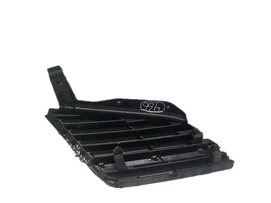 Grelha frente NISSAN Primera Sedan (P12)