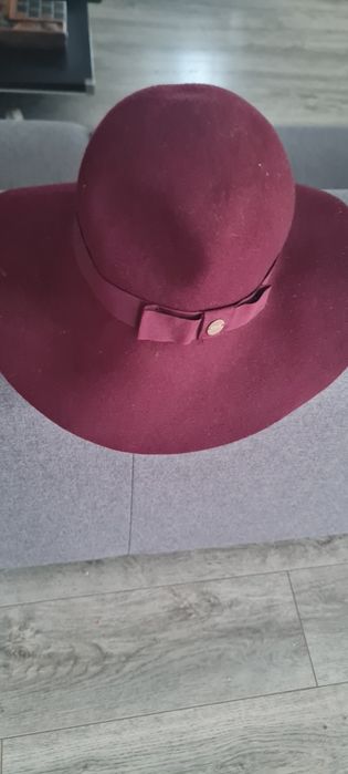Шляпа фетровая шерстянная guess