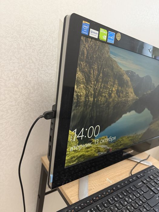 Моноблок All-in-one lenovo c440