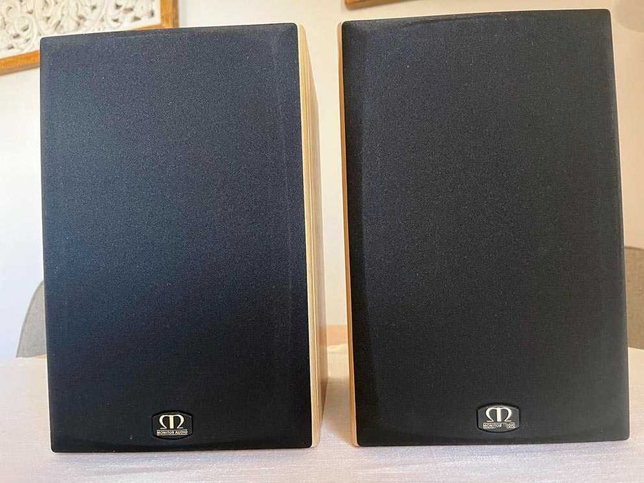 Colunas Monitor Audio