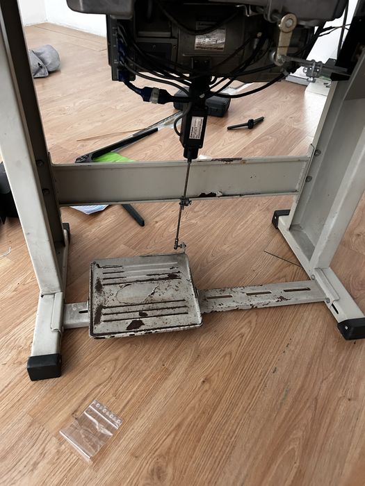 Máquina Ponto Corrido Industrial Mitsubish.