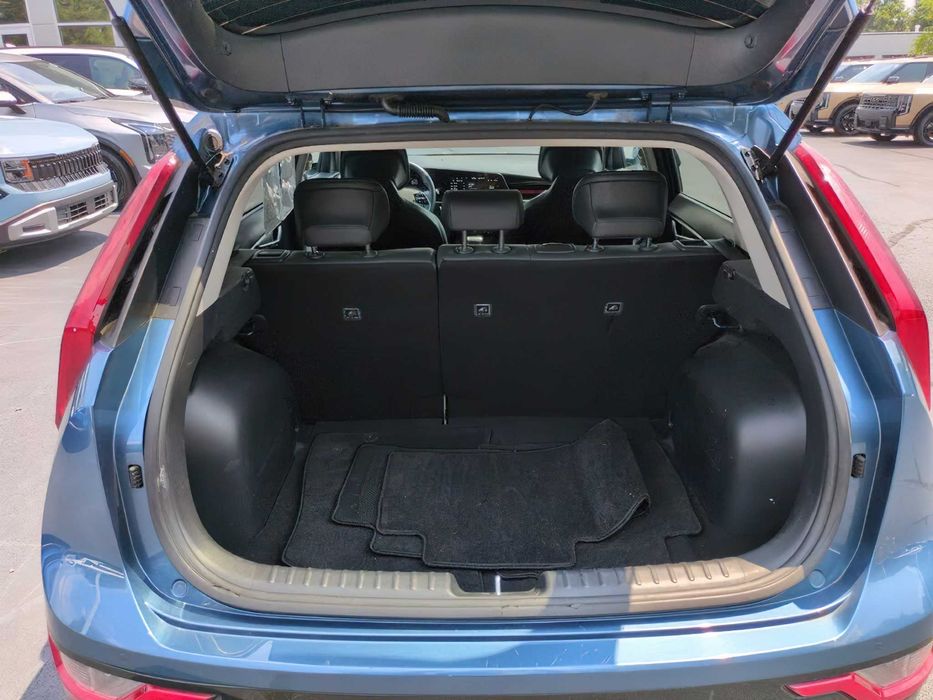 Kia Niro      2023