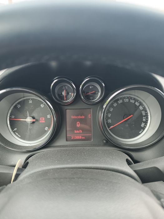 Opel Astra — fotografia 7
