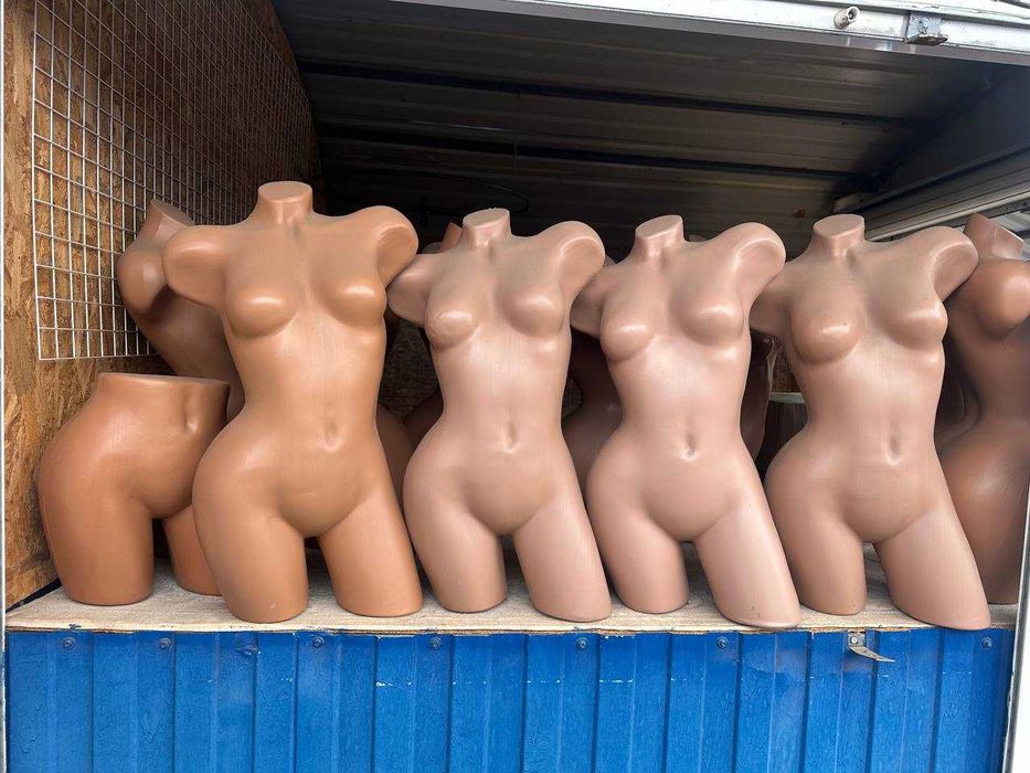 Манекен Венера, торси, ноги