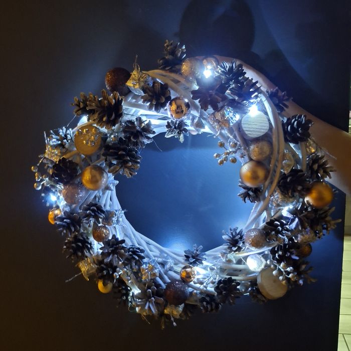 Duże świąteczne świecące Wianki