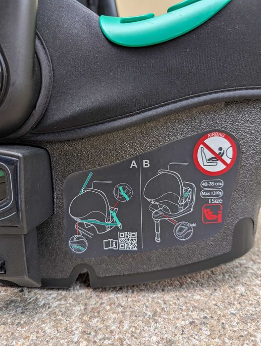 Ovo da Chicco Kiros Evo i-Size Fast-In