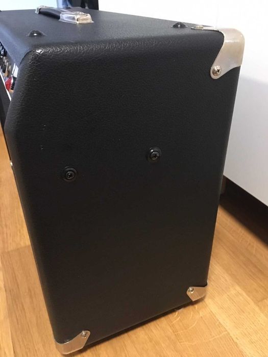 Комбоусилитель  Fender FM210R  65 W, всё работает отлично, есть ВИДЕО