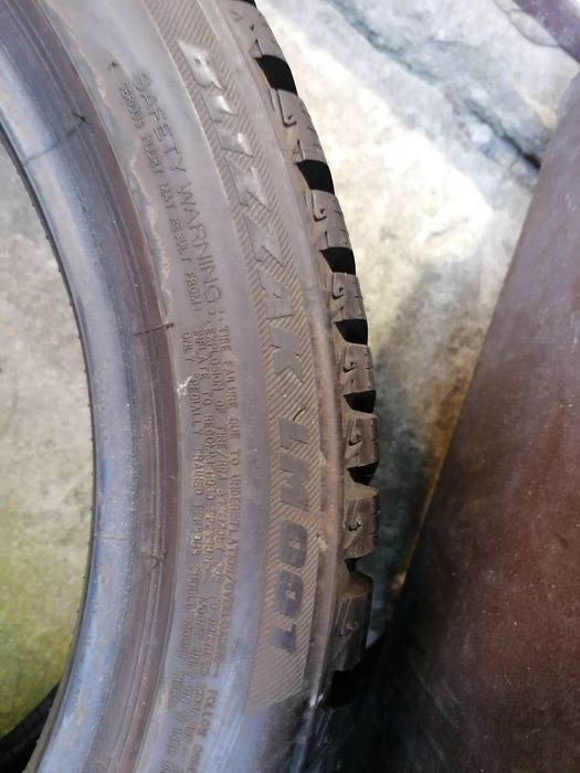 225/45/17 Bridgestone 2025 rok zimowe