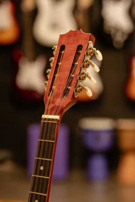 Mandolina HORA M-1087