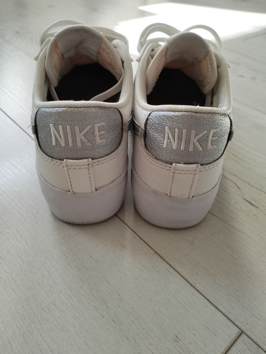 Buty Nike damskie