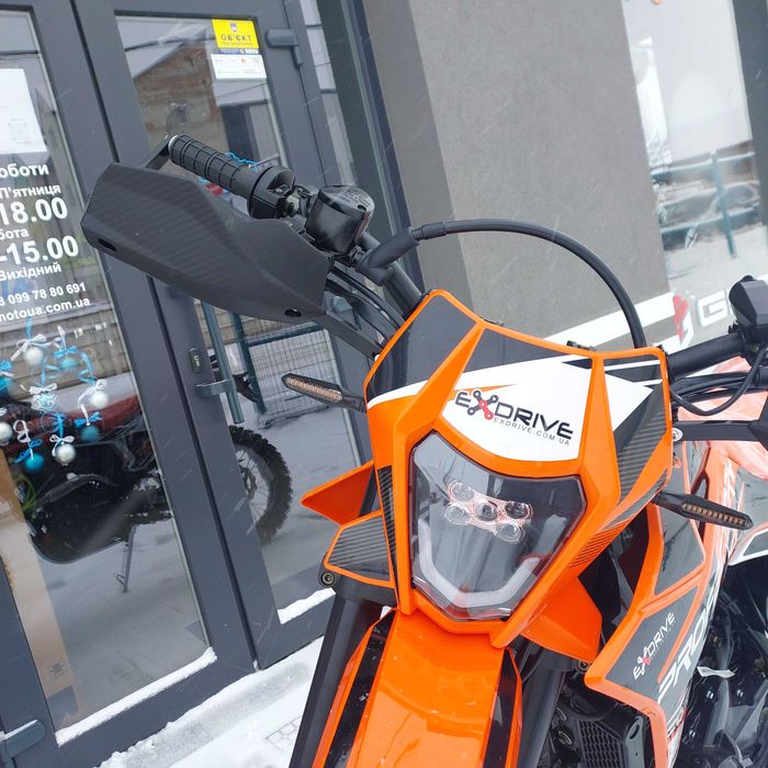 Мотоцикл EXDRIVE ProFactory 250 21/18, 24 к.с. Loncin 171FMM