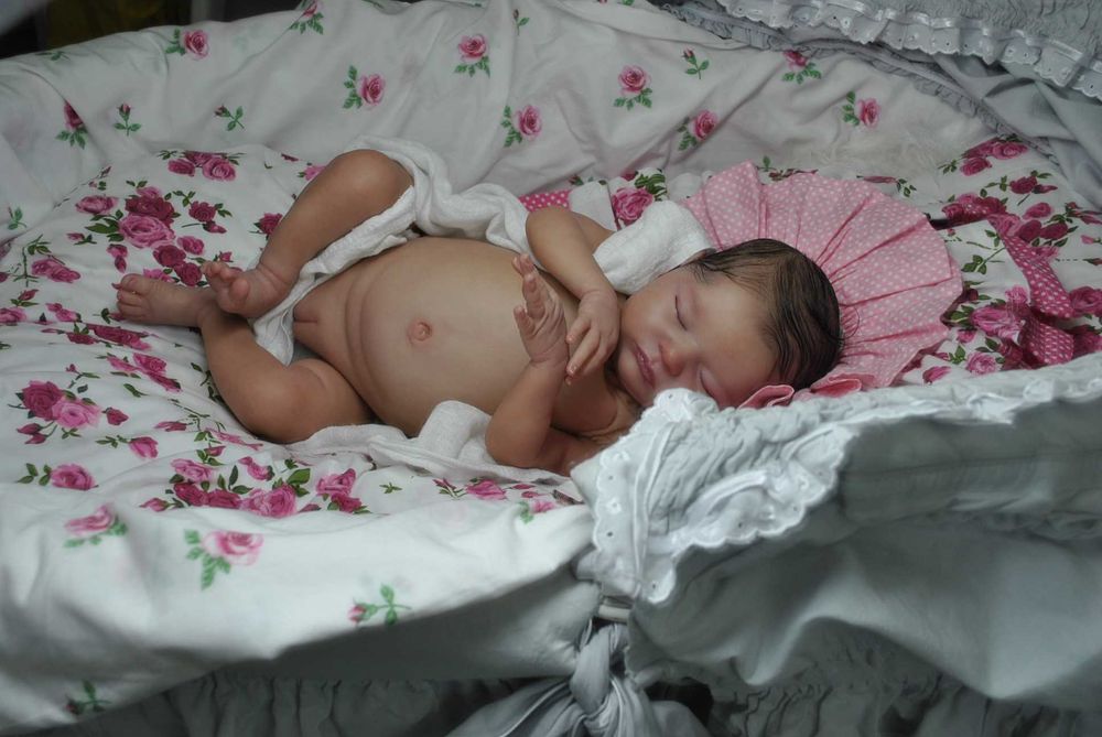 lalka reborn profesjonalnie Gloria realistyczna niemowlę