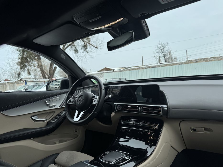 Продаж Мерседес EQC350 MATIC
