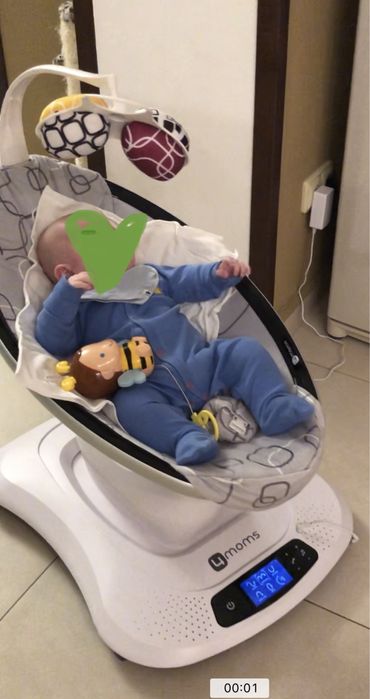 Продам  гойдалку 4Moms