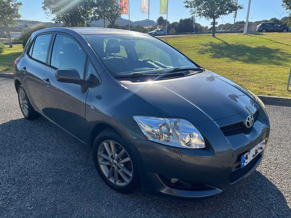 Toyota Auris 1.4 D-4D – 132.000 km