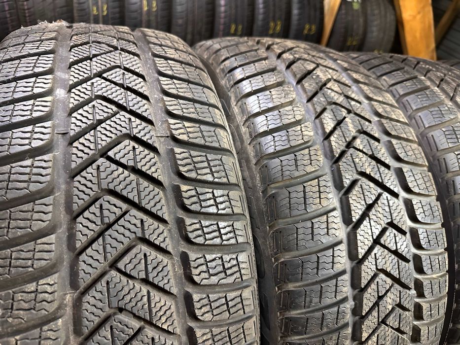 Шини зима 255/45R19 PIRELLI  SOTTOZERO3 4шт 7-8мм  22/21