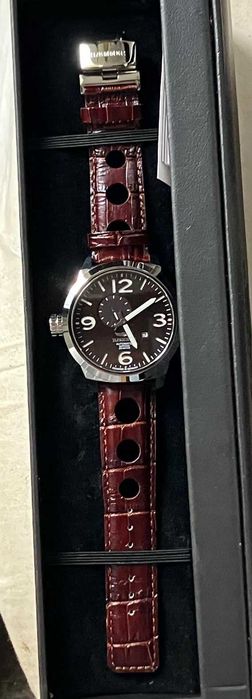 Relógio HAEMMER HM H3 - Novo a estrear