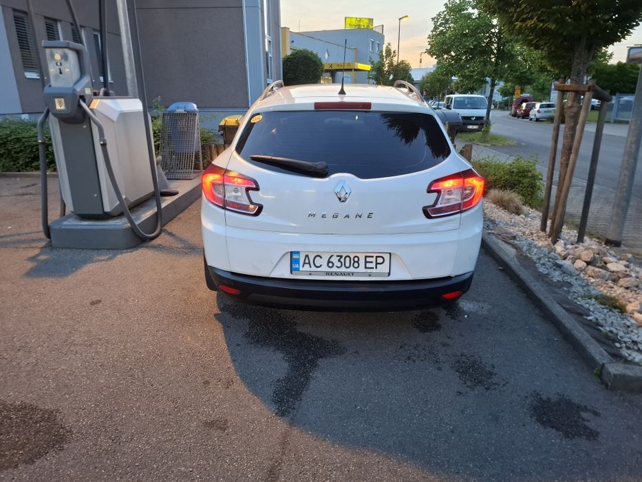 Авто рено меган 3