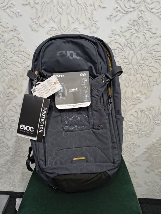 Plecak rowerowy trekkingowy Evoc neo 16