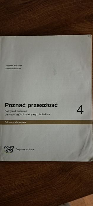 Podręcznik dla historii  Poznać przeszłość  4