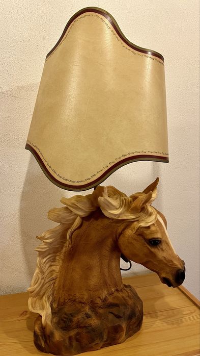 Candeeiro luminária busto de cavalo