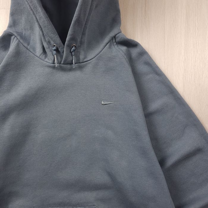 Sweatshirt Nike vintage cinzenta com etiqueta (símbolo pequeno)
