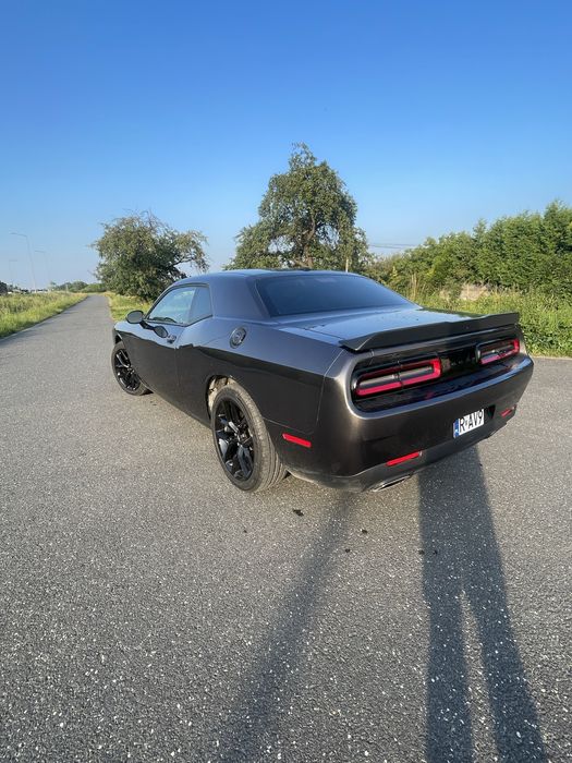 Dodge challenger