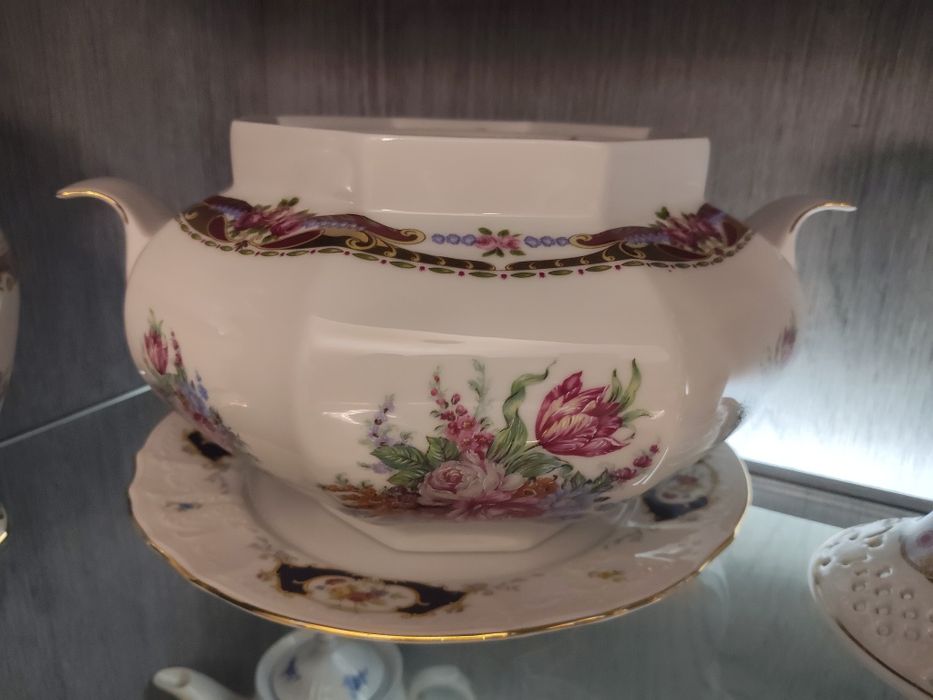 Peças decorativas em porcelana francesa Limoges – pintadas à mão