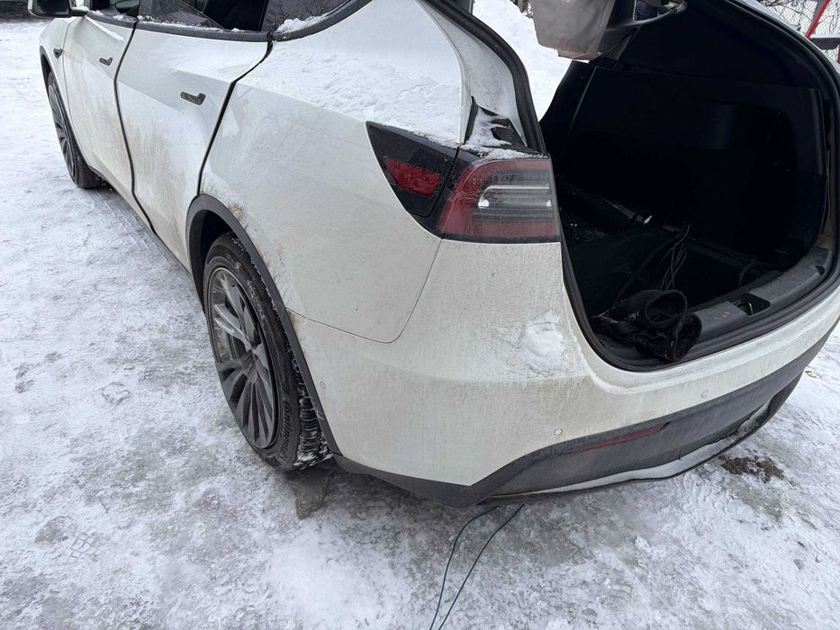 Запчастини на Tesla