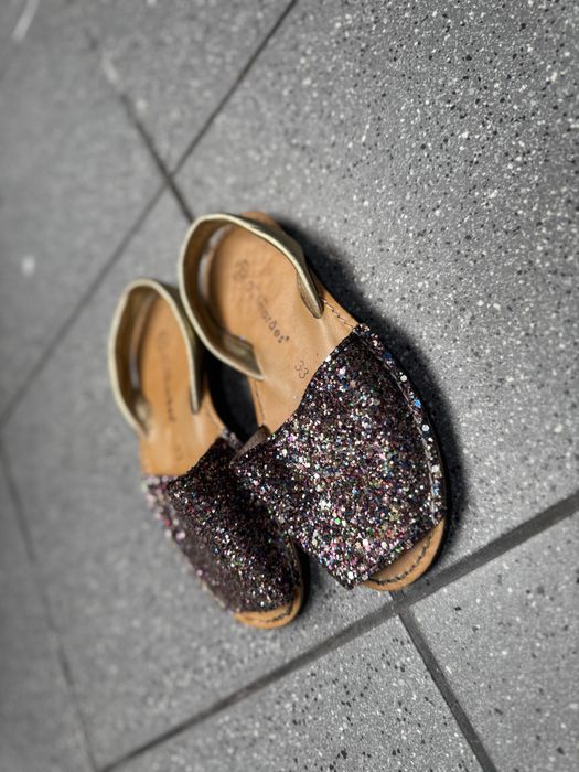 Sandalias com brilhantes