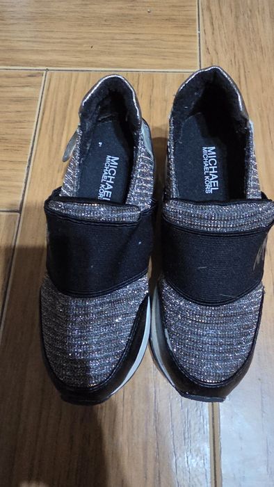 Tenis michael kors tam 28