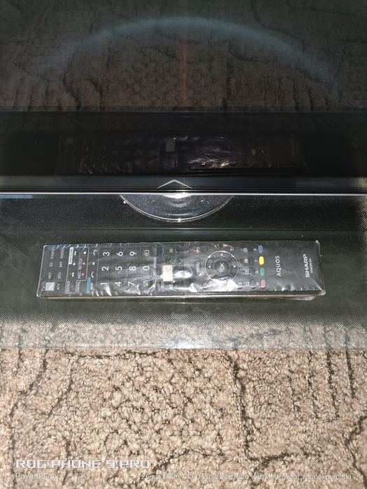 Sharp LC-40LE824E