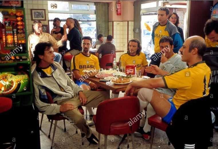 DIAS DE FUTEBOL - O Filme de Bairro que se tornou fenómeno Nacional