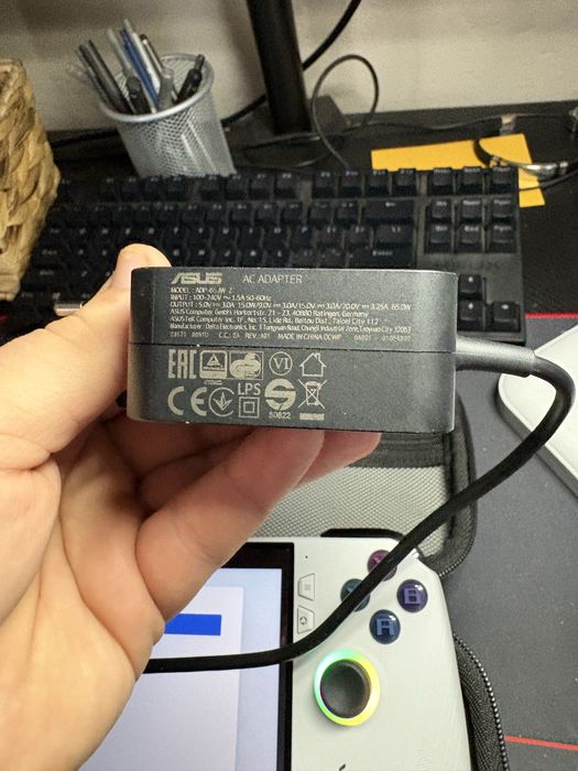 Asus ROG Ally Z1 Extreme – bardzo dobry stan + komplet + etui + szkło