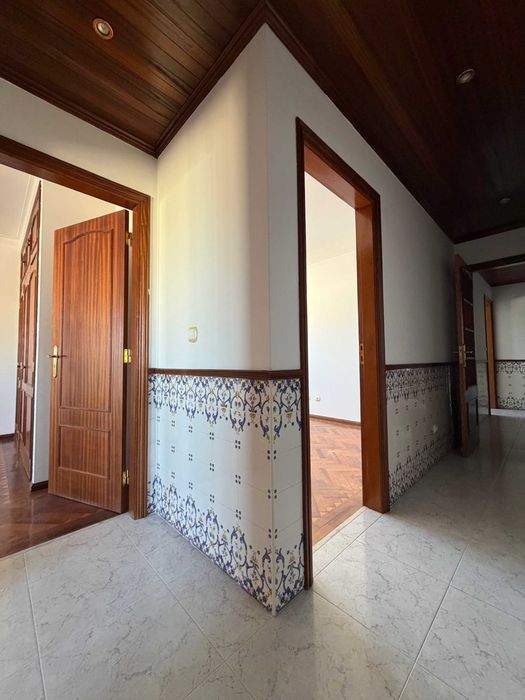 CARREGADO T3 + Lugar de garagem + Arrecadação