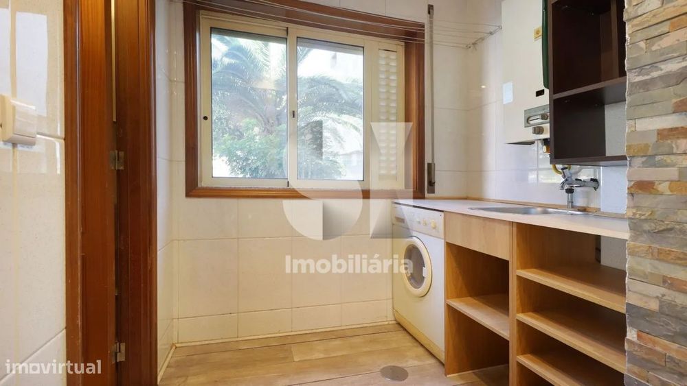 T3 Ermesinde com Garagem, Elevador e Lareira