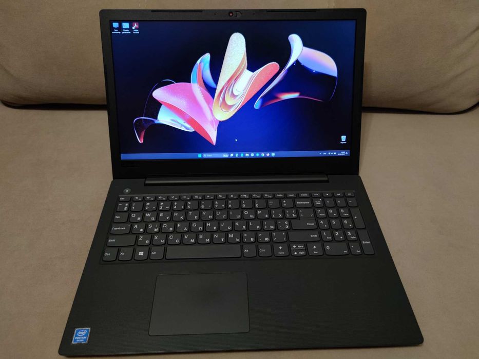 Купить ноутбук Lenovo V130-15IGM (81HL003BRA) Iron Grey Чорна П'ятниця
