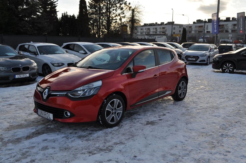 Renault Clio Benzyna Klimatyzacja Grzane fotele Tempomat