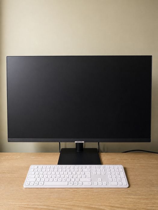 Monitor SAMSUNG Smart M7 32 cale 4K netflix JAK NOWY