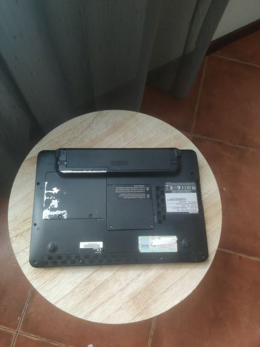 Computador Portátil Toshiba Satellite Pro T130 para aproveitamento de peças