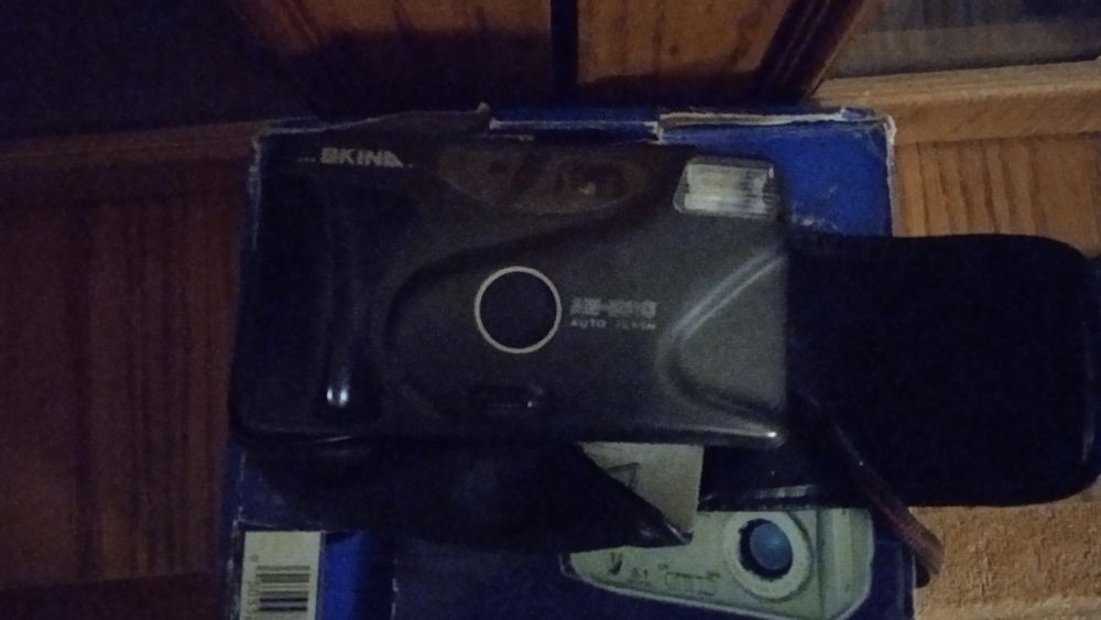 Фотоаппараты разные.