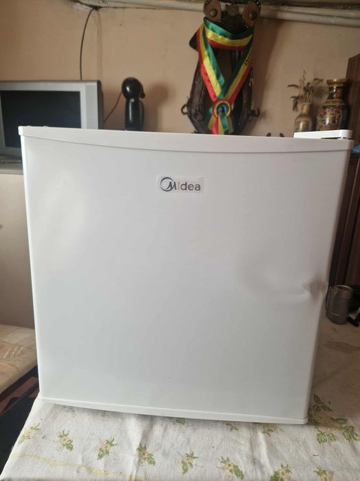 Lodówka mini midea 45l