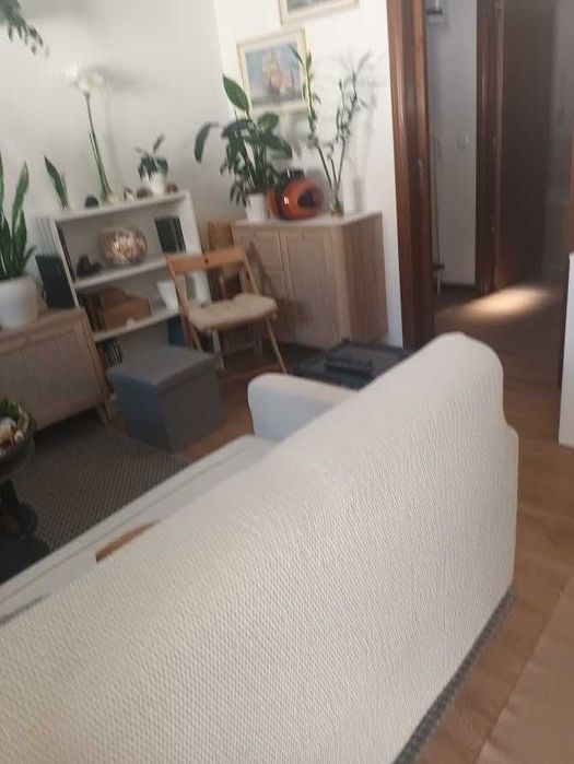Vende-se moradia T1+1 Campo de Ourique