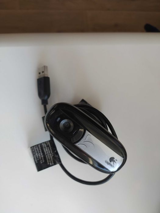 Веб камера Logitech c170