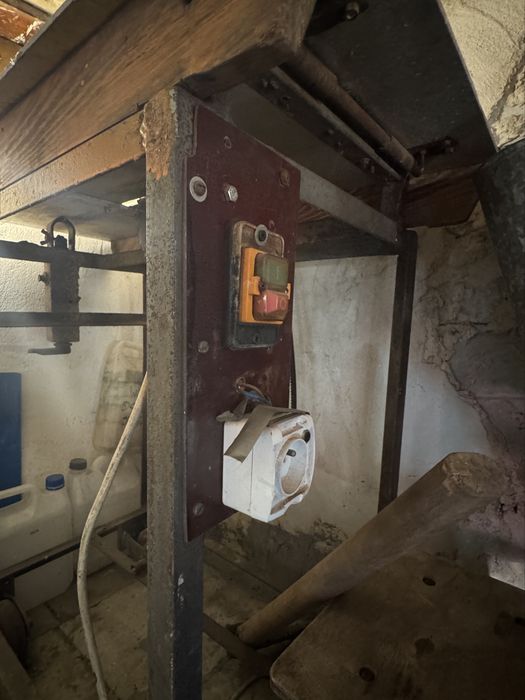 Piła pilarka do drewna 1500W silnik