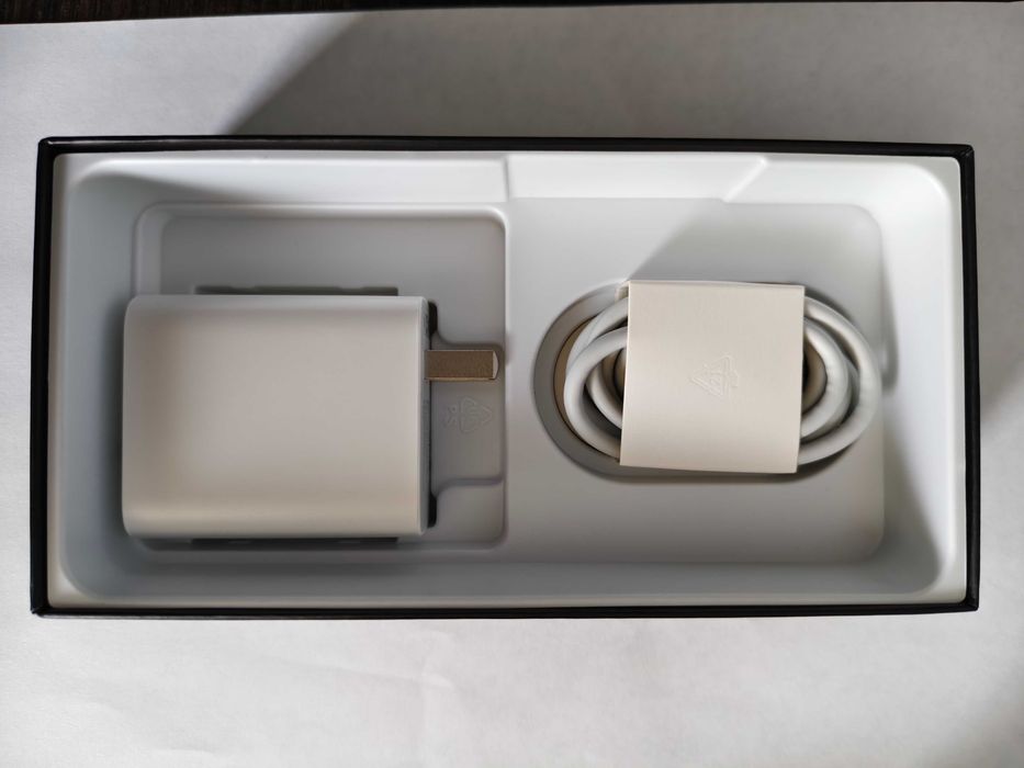 Продам  Vivo Iqoo Z9 Turbo цвет чёрный 12+12Gb/ 256Gb