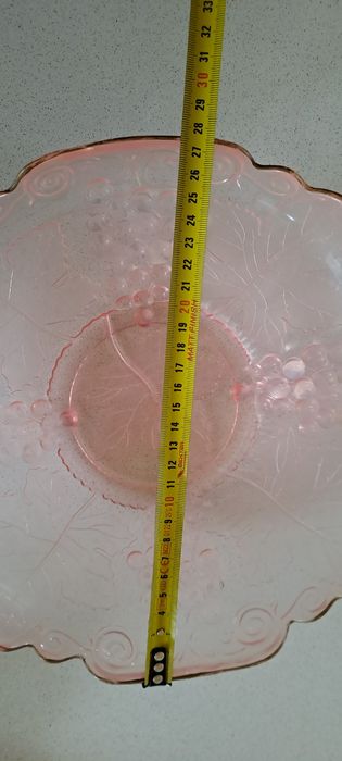 Prato/ fruteira em acrilico rosa