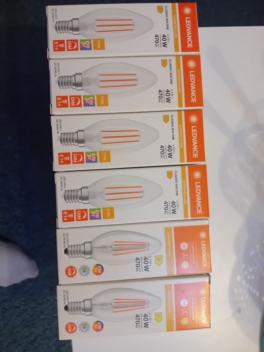 Żarówki E14, premium, DIM, naturalna barwa światła